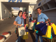 بالصور: طلاب من مدرسة اجيال الثانوية يقدمون الهدايا لأطفال مستشفى فولفسون